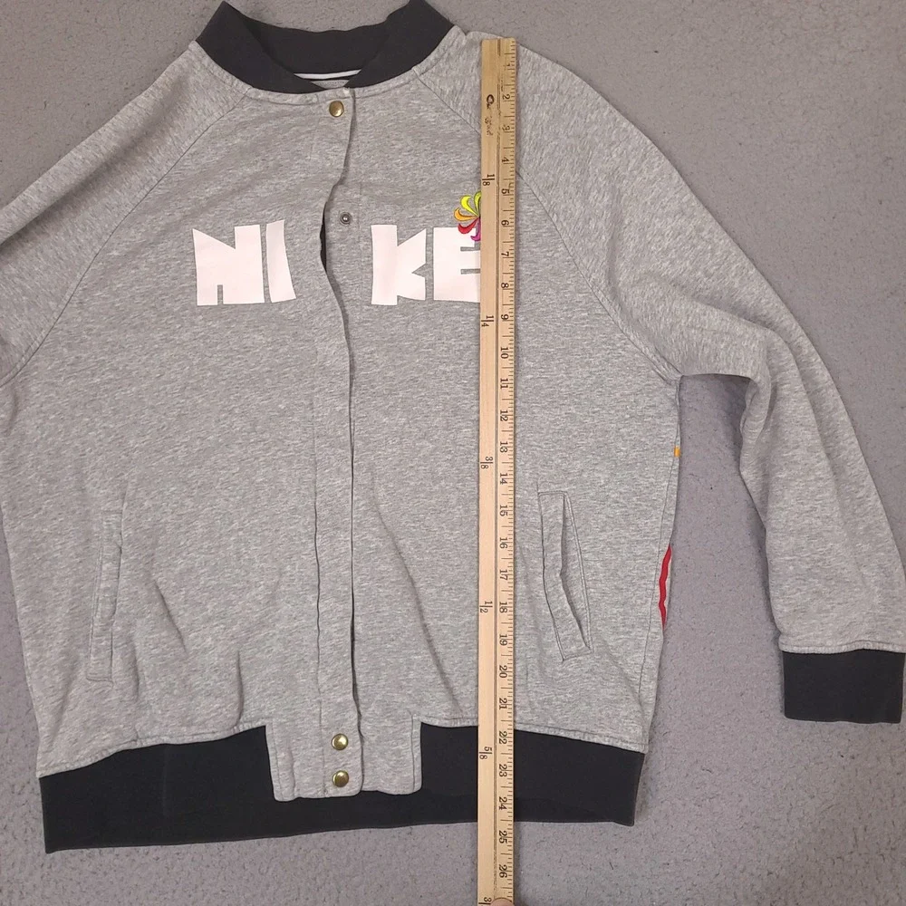 Nike Sweatshirt Jacket‎ Womens Large Gray Pinwheel Colorful Snap Button